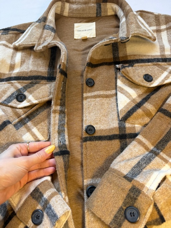 Thread & Supply - Picture 2 of 4